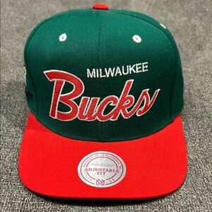 Milwaukee Bucks Mitchell & Ness SnapBack